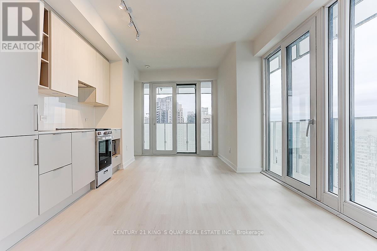 2103 - 3900 Confederation Parkway, Mississauga, ON - Indoor