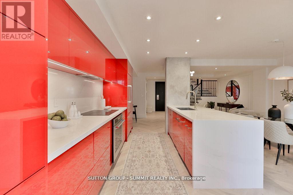 Ph07 - 102 Bloor Street W, Toronto, ON - Indoor