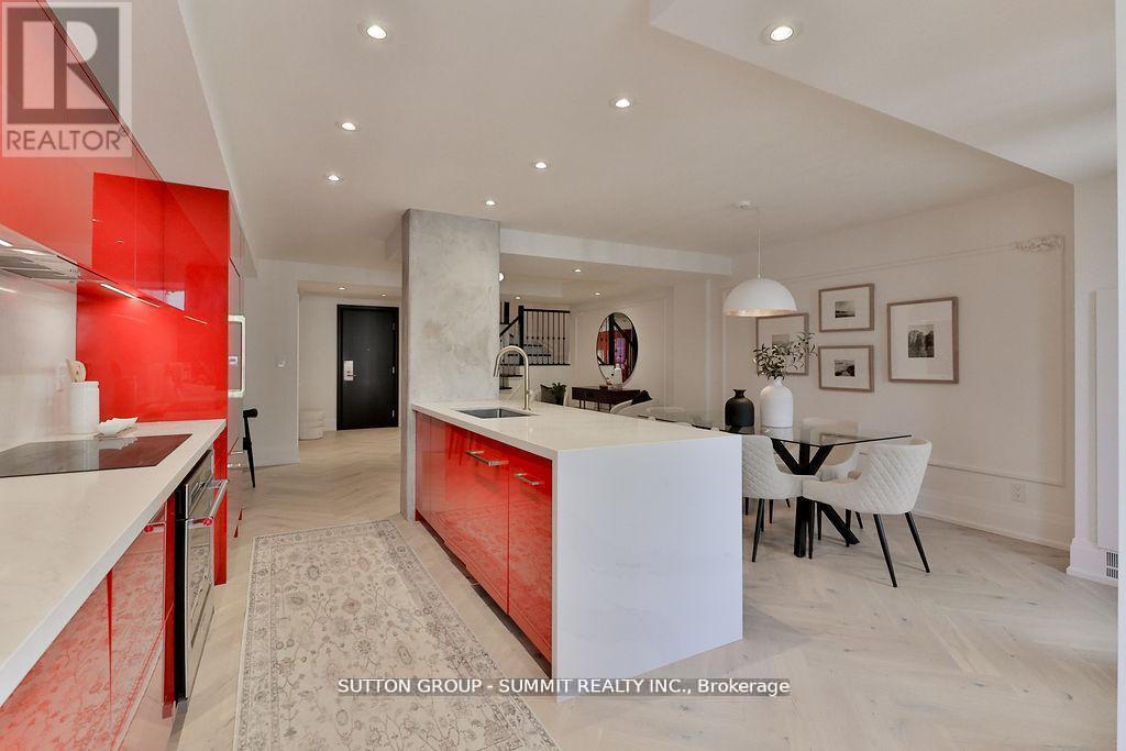 Ph07 - 102 Bloor Street W, Toronto, ON - Indoor