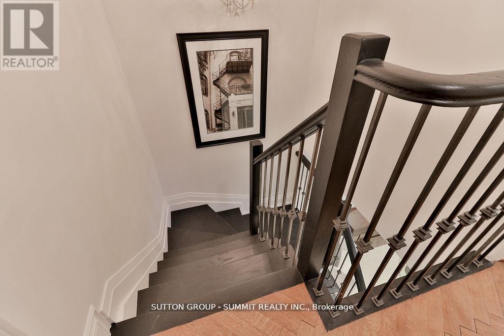 Ph07 - 102 Bloor Street W, Toronto, ON - Indoor Photo Showing Other Room