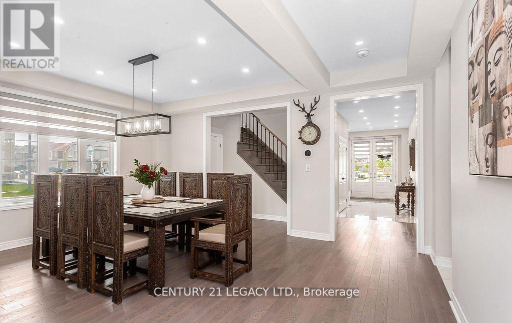 35 Farringdon Crescent, Brampton, ON - Indoor Photo Showing Dining Room