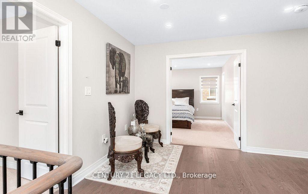 35 Farringdon Crescent, Brampton, ON - Indoor