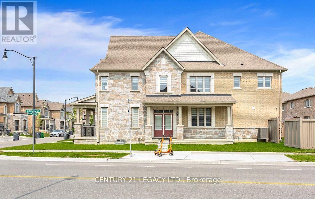 35 Farringdon Crescent, Brampton, ON - Outdoor With Facade