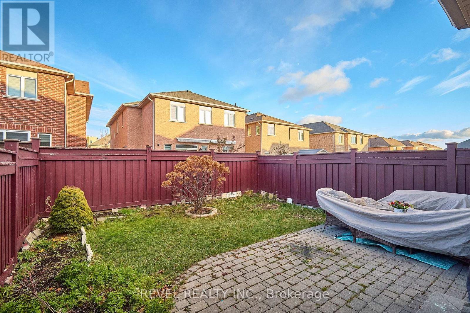 35 Manordale Crescent, Vaughan, ON - Outdoor With Deck Patio Veranda