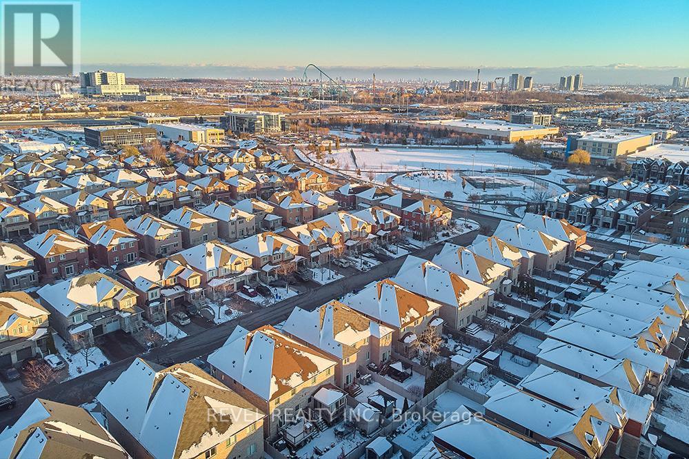 35 Manordale Crescent, Vaughan, ON - Outdoor With View