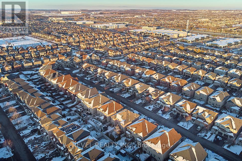 35 Manordale Crescent, Vaughan, ON - Outdoor With View