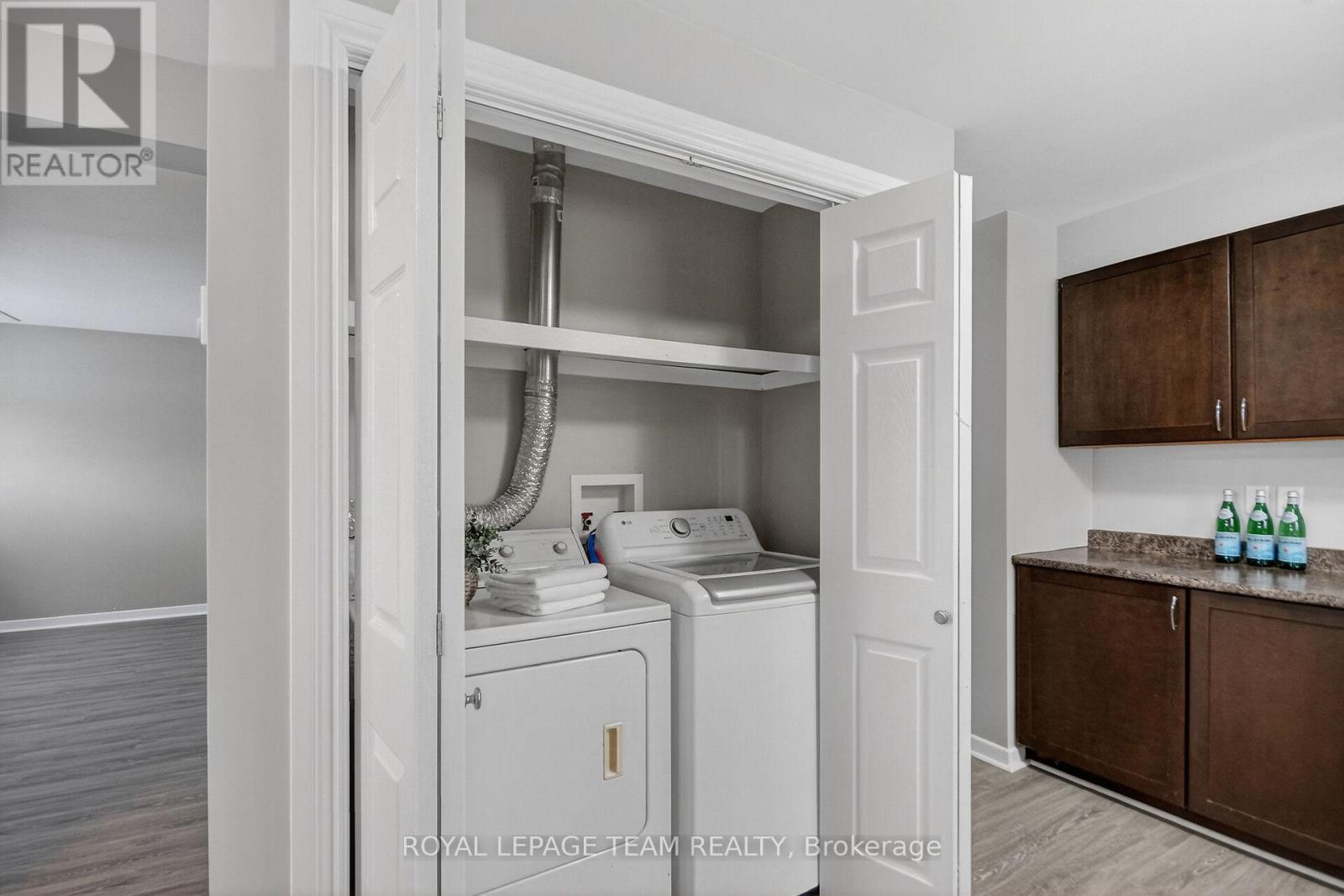 370 Joseph Street, Carleton Place, ON - Indoor Photo Showing Laundry Room