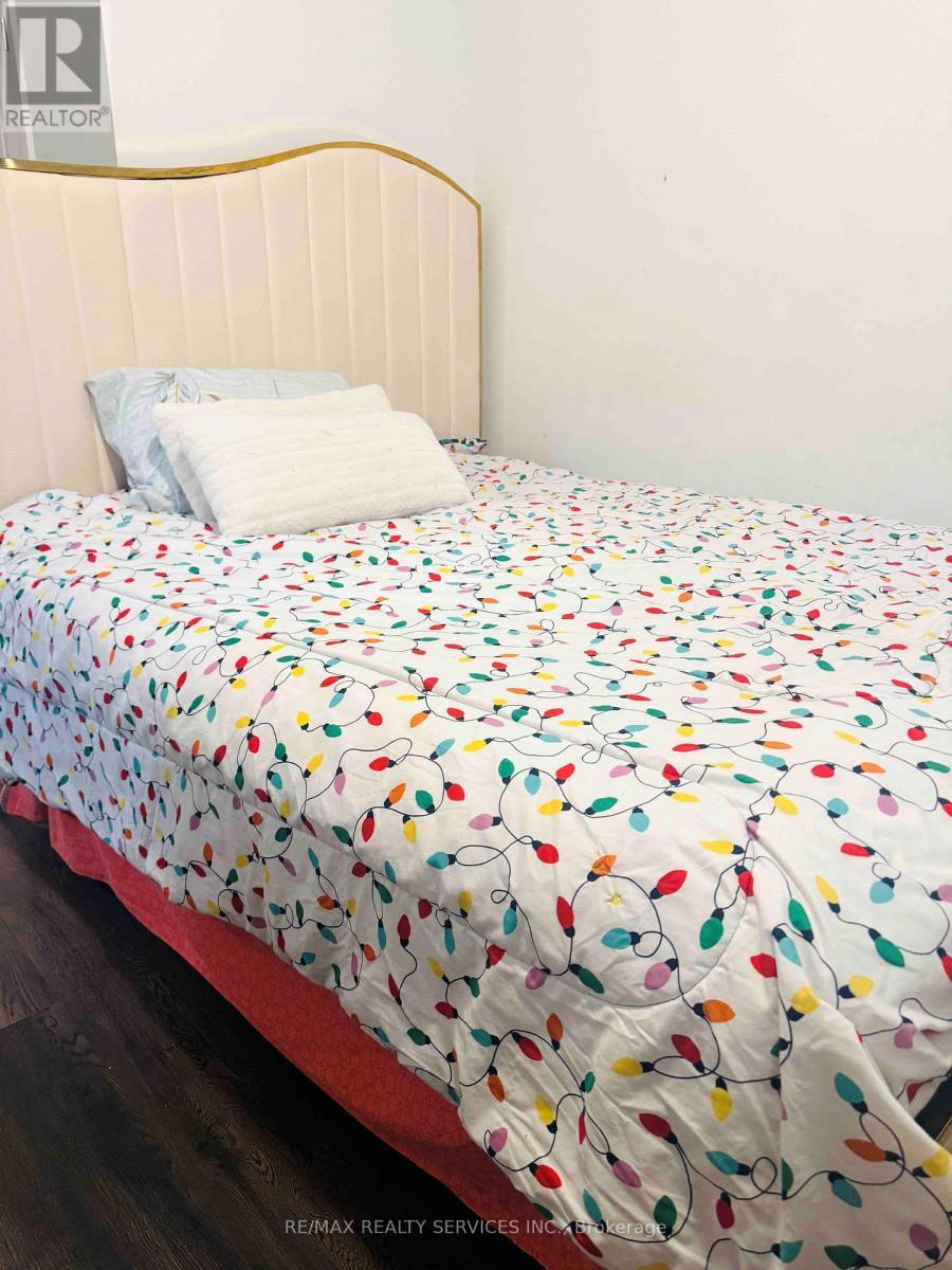 303 - 95 Attmar Drive, Brampton, ON - Indoor Photo Showing Bedroom