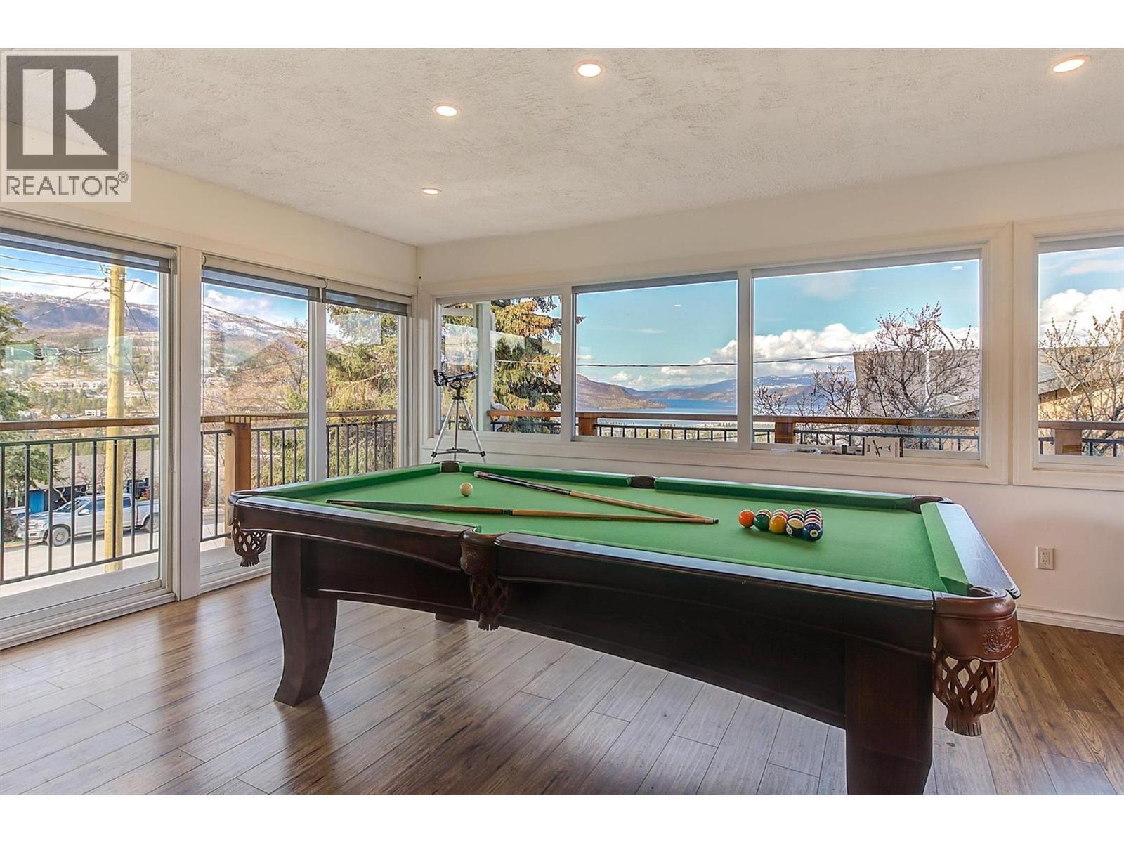 2415 Collingwood Road, West Kelowna, BC - Indoor Photo Showing Other Room