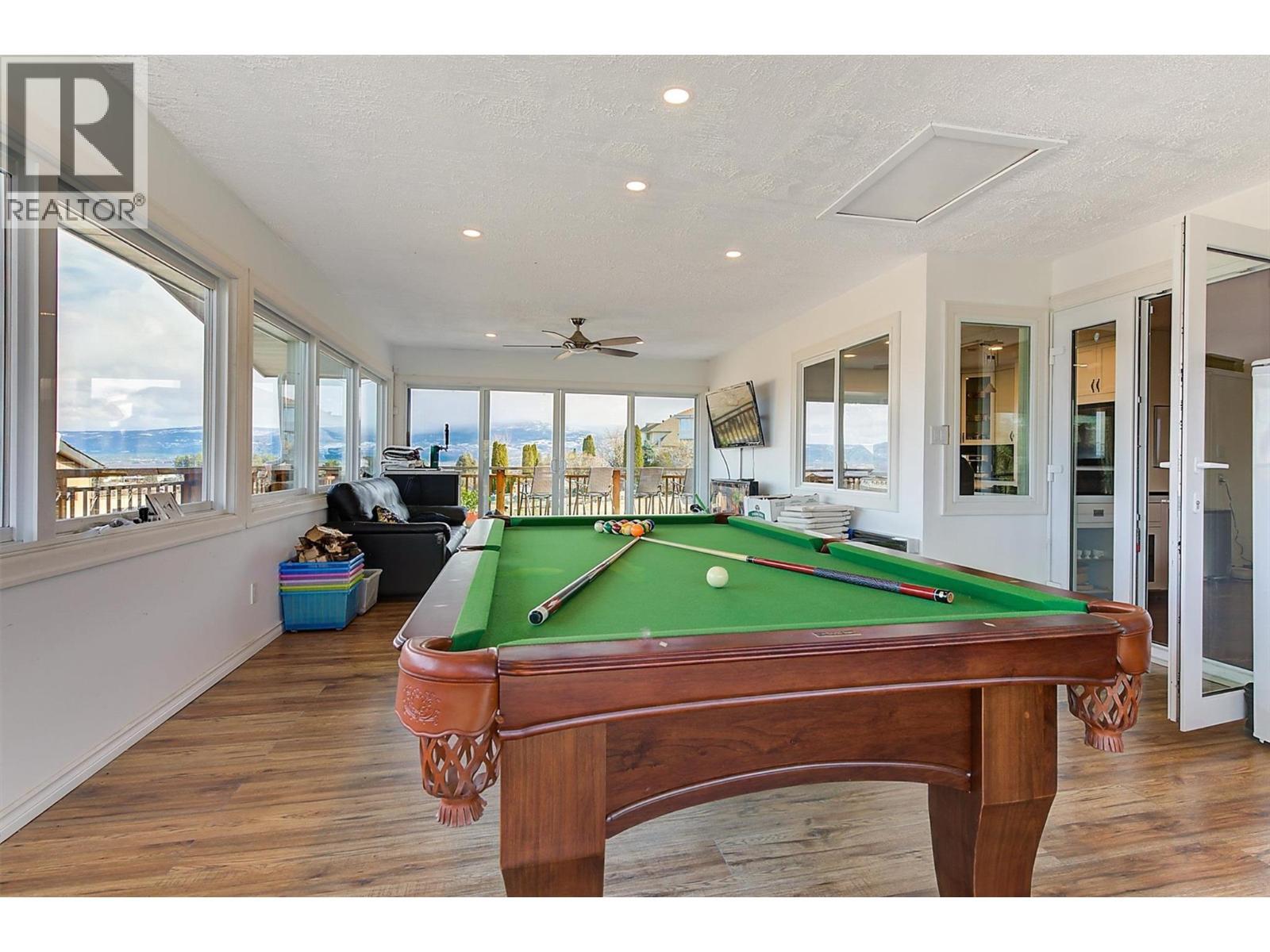 2415 Collingwood Road, West Kelowna, BC - Indoor Photo Showing Other Room