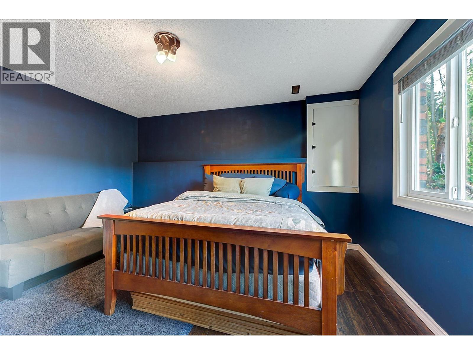 2415 Collingwood Road, West Kelowna, BC - Indoor Photo Showing Bedroom