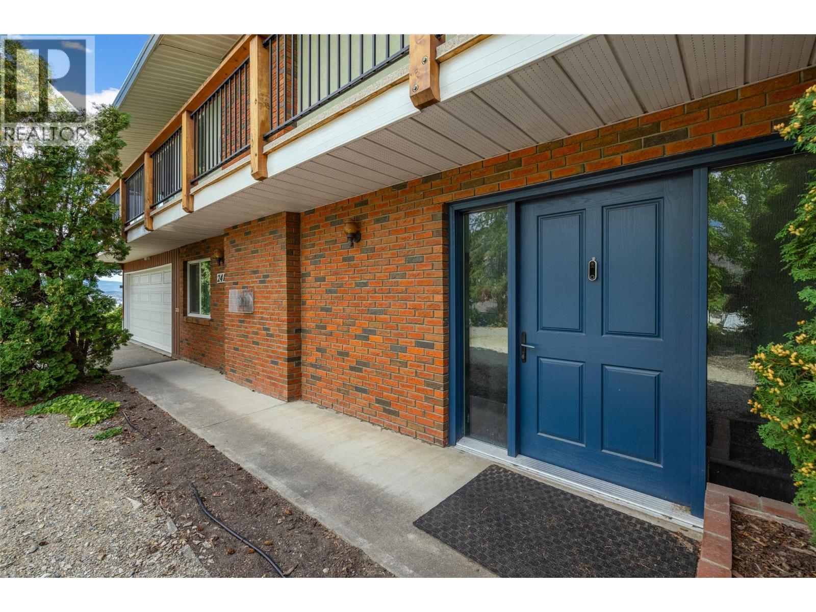 2415 Collingwood Road, West Kelowna, BC - Outdoor With Exterior