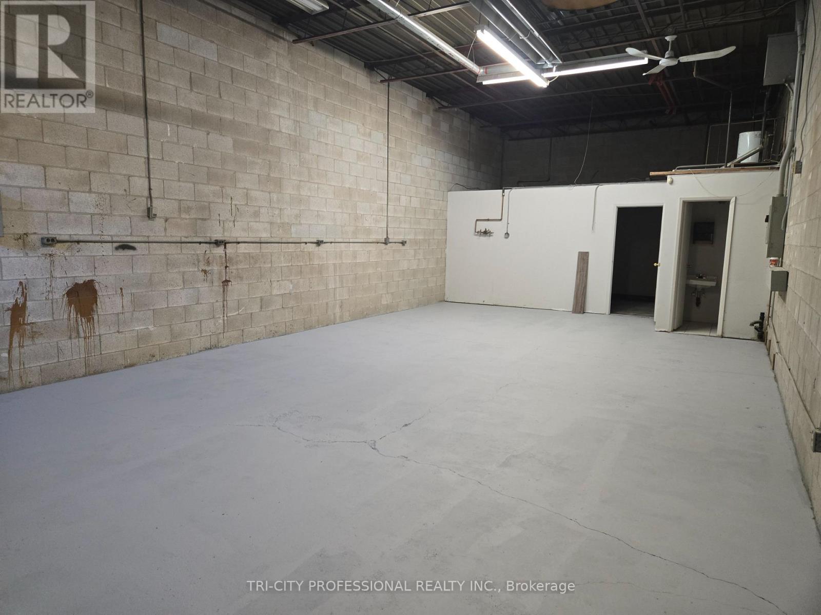 8 - 8 Melanie Drive, Brampton, ON