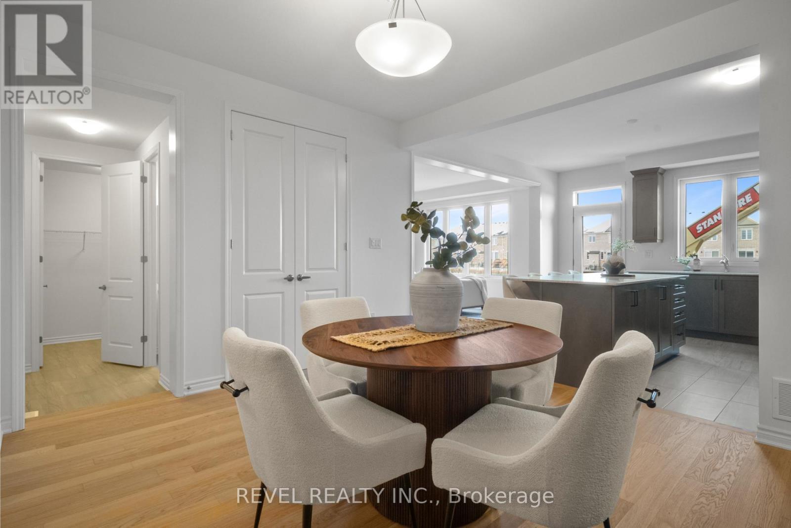 1545 Rothbury Crescent, Milton, ON - Indoor Photo Showing Dining Room