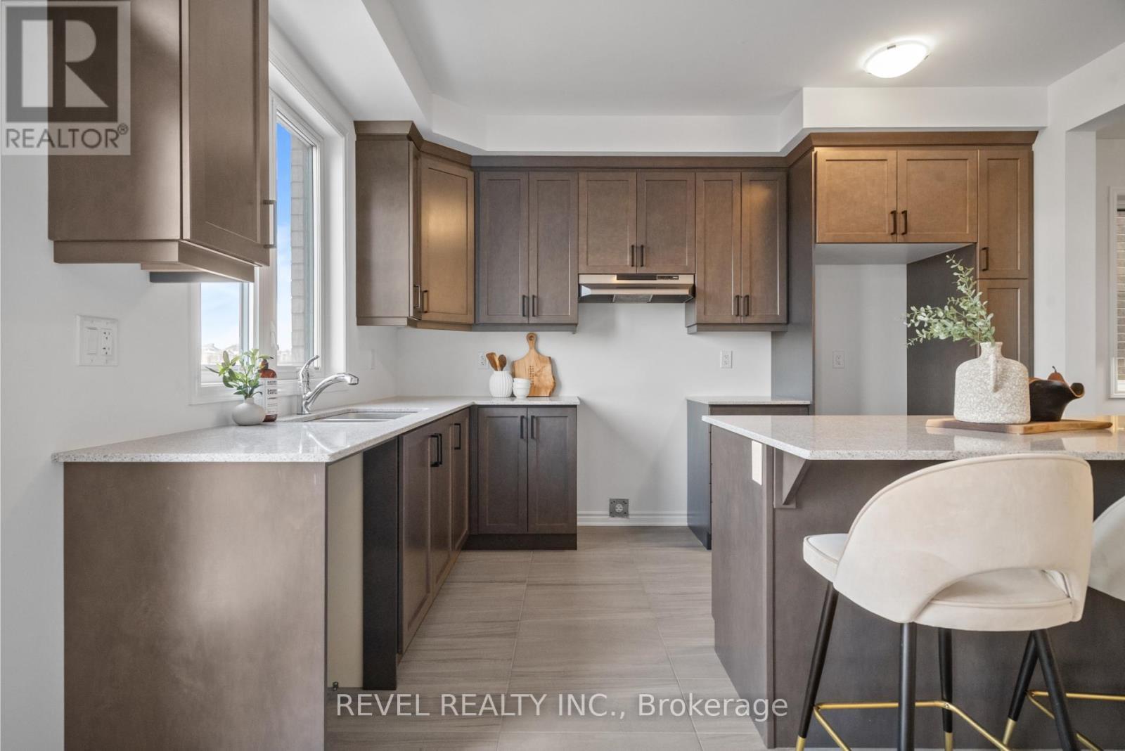 1545 Rothbury Crescent, Milton, ON - Indoor