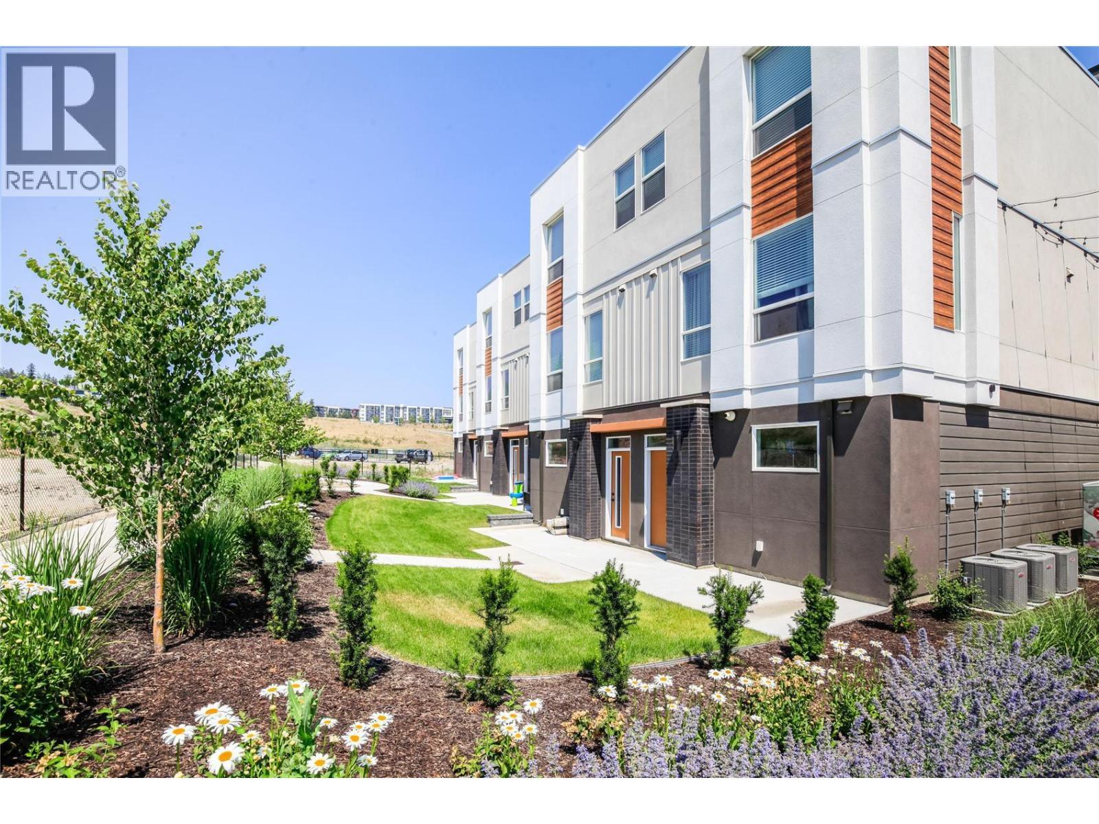 Similar too - 610 Academy Way Unit# 114, Kelowna, BC - Outdoor