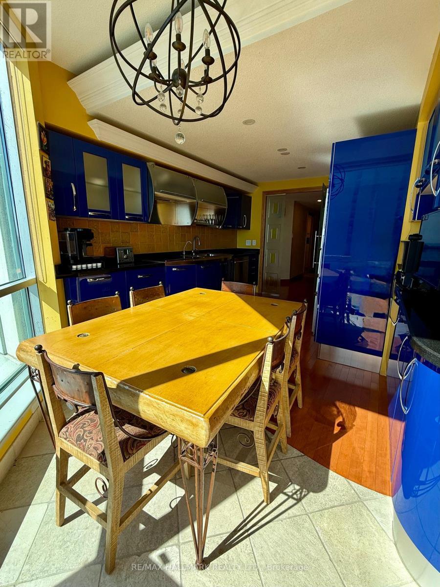 Ph11 - 10 Queens Quay W, Toronto, ON - Indoor Photo Showing Dining Room