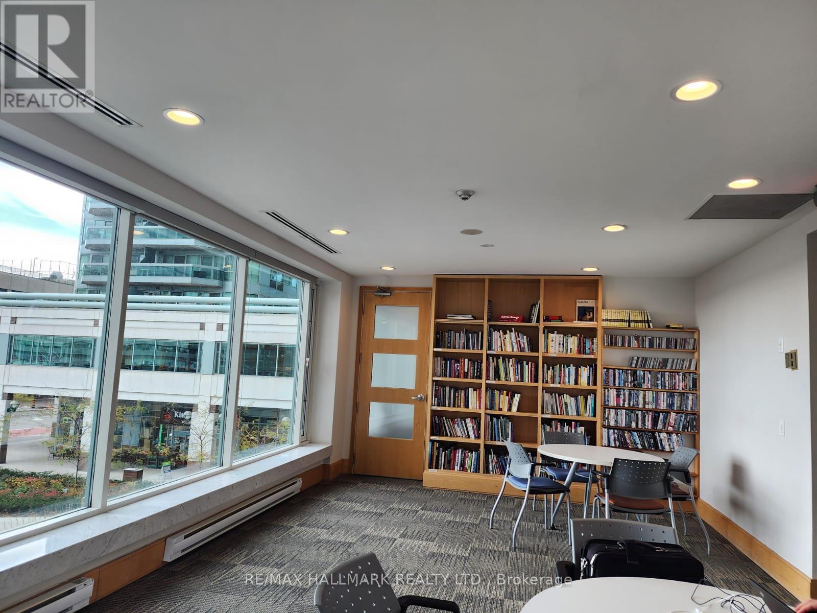 Ph11 - 10 Queens Quay W, Toronto, ON - Indoor