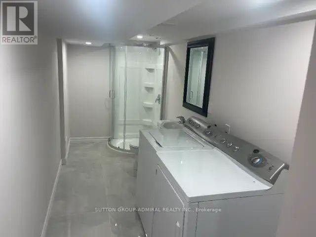 102 Lower - 1331 Major Mackenzie Drive, Vaughan, ON - Indoor Photo Showing Bathroom