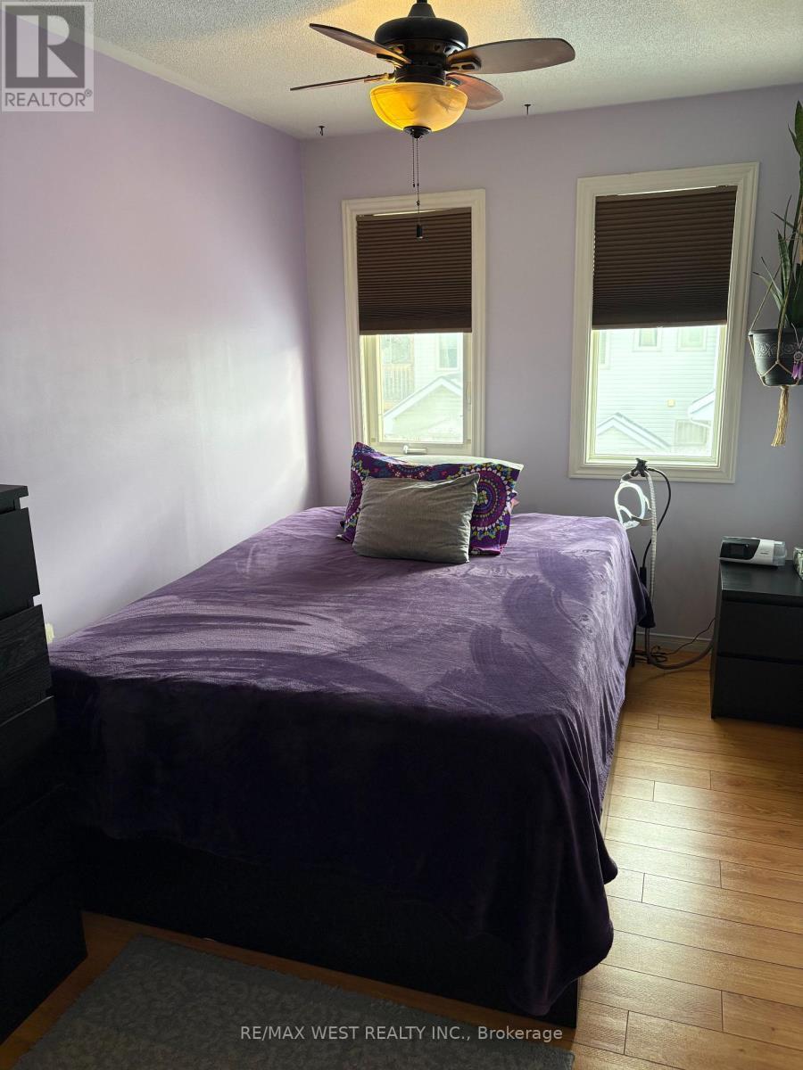 8A Wylie Circle, Halton Hills, ON - Indoor Photo Showing Bedroom