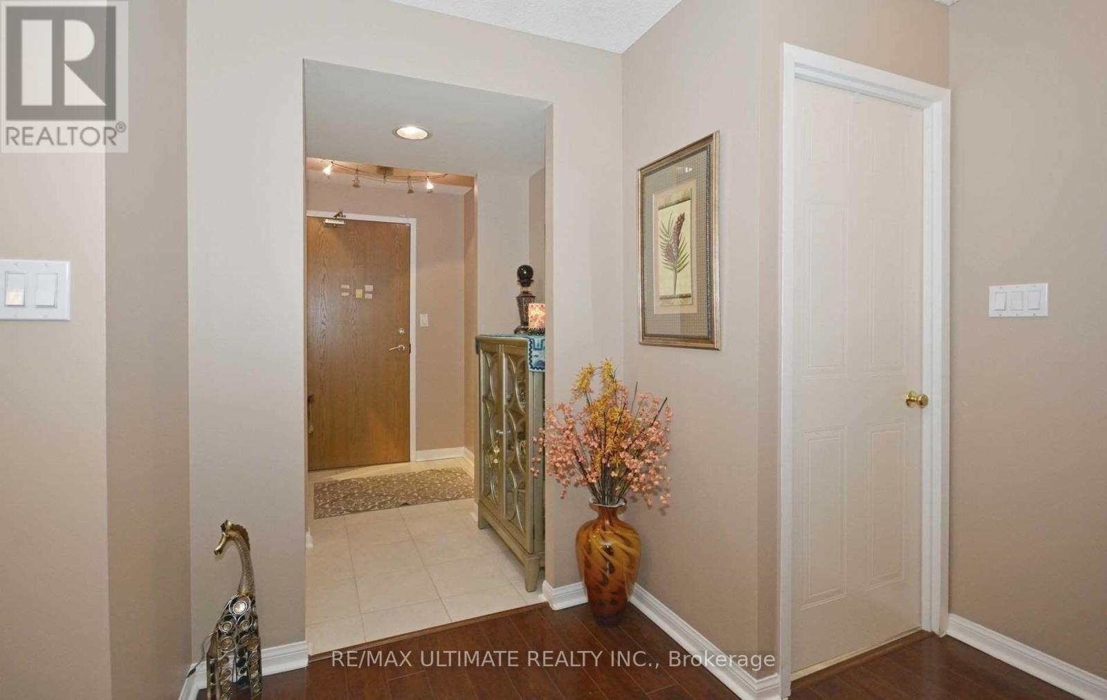 1206 - 3 Hickory Tree Road, Toronto, ON - Indoor Photo Showing Other Room