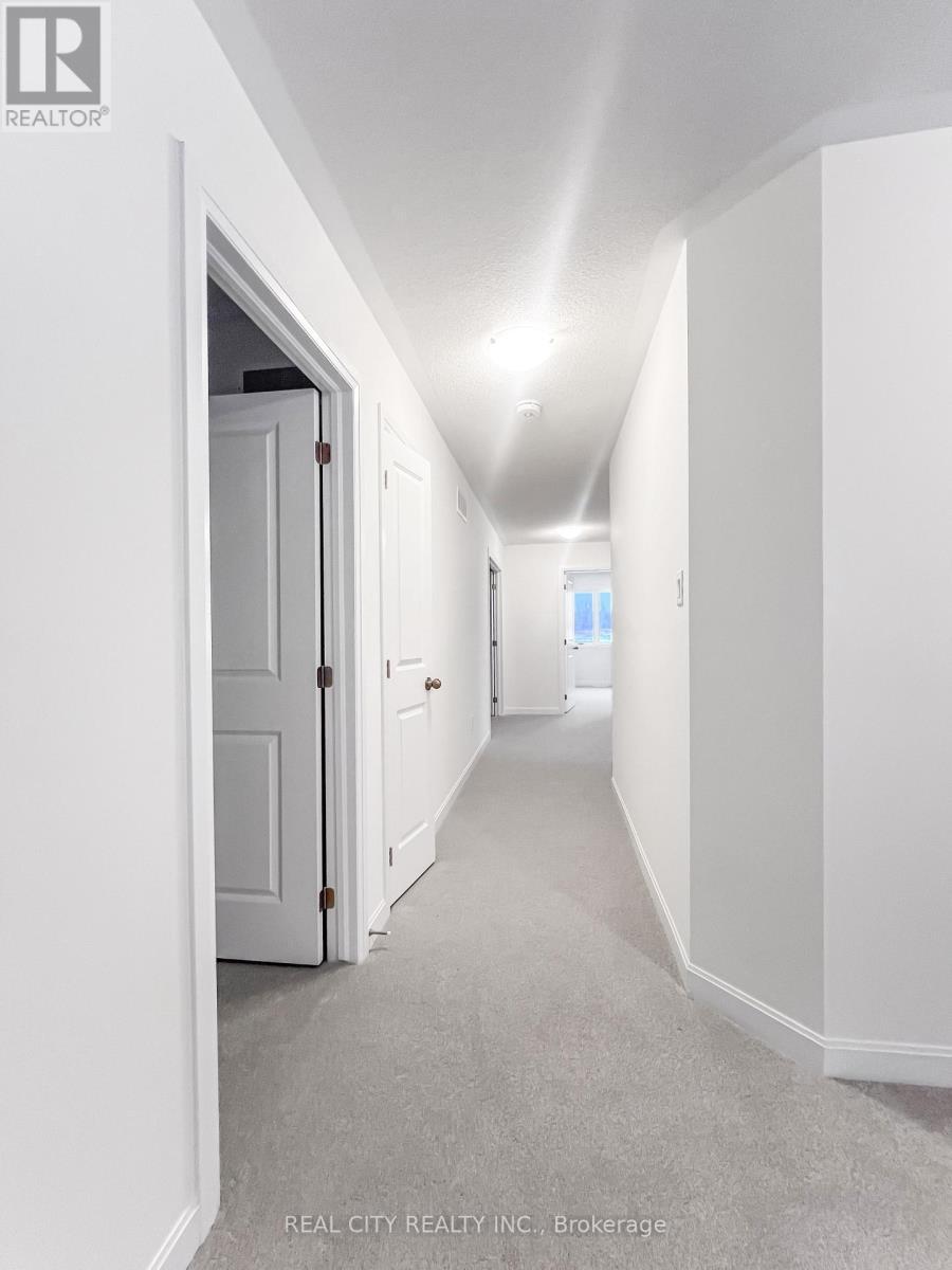 Hallway - 88 Royal Oak Crescent, Loyalist, ON - Indoor Photo Showing Other Room