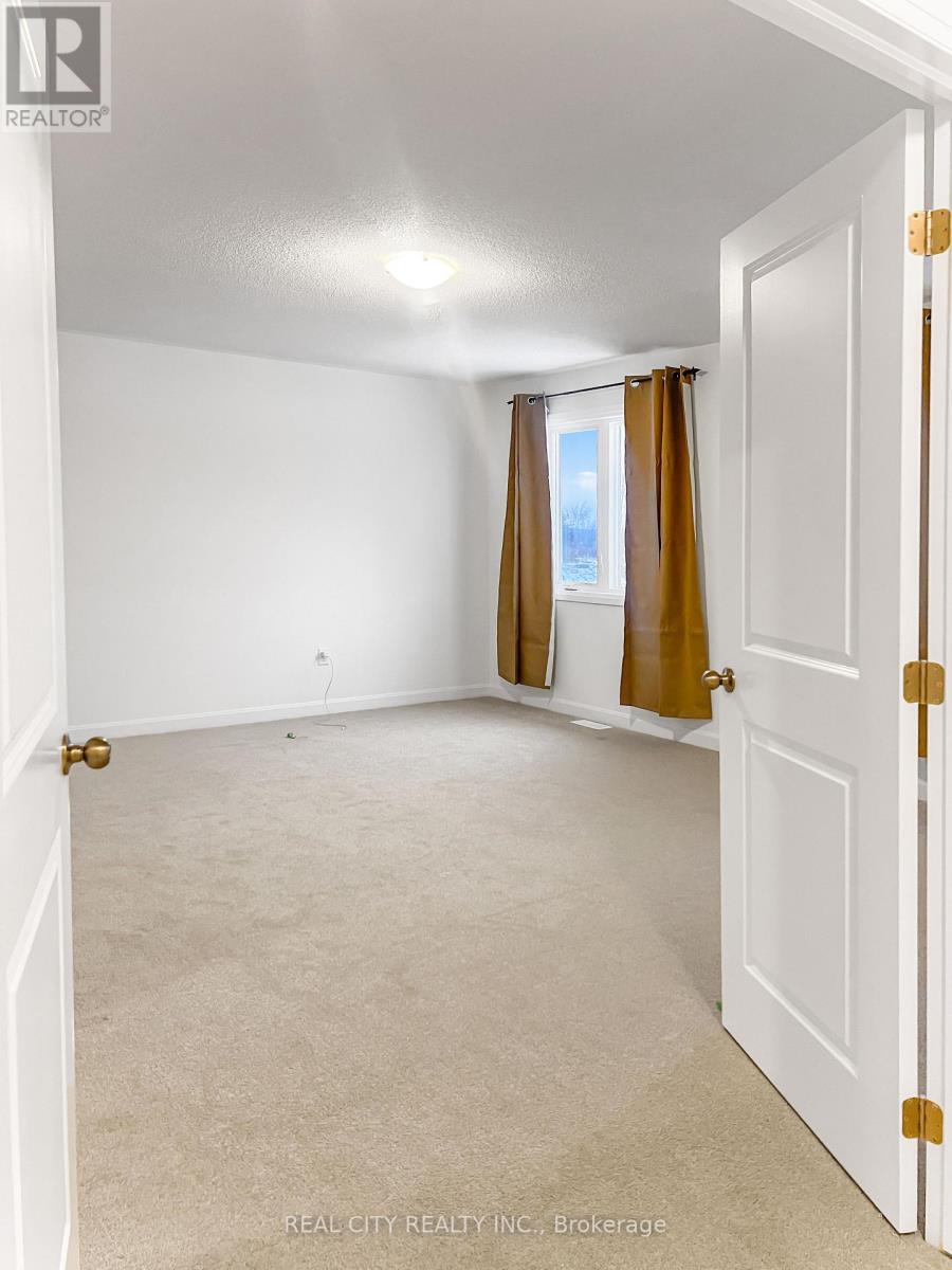 Primary Bedroom - 88 Royal Oak Crescent, Loyalist, ON - Indoor Photo Showing Other Room