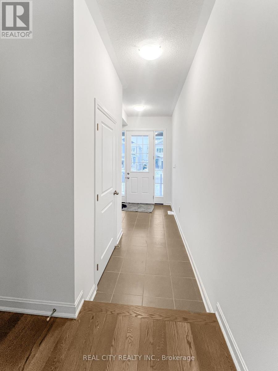 Entry - 88 Royal Oak Crescent, Loyalist, ON - Indoor Photo Showing Other Room