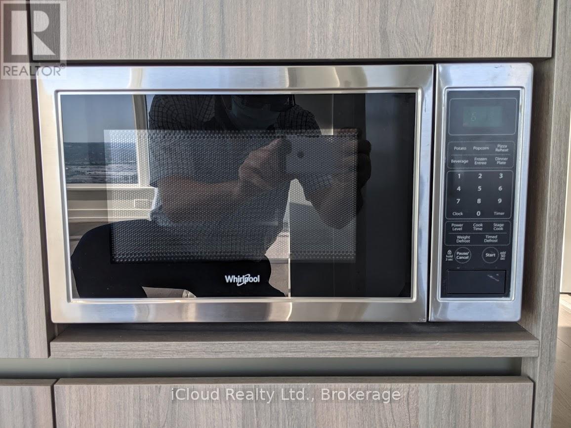 5502 - 950 Portage Parkway, Vaughan, ON - Photo Showing Other Room