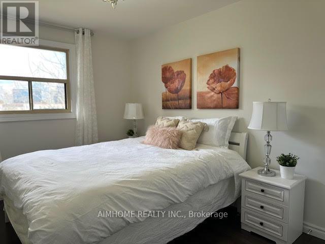 Upper Apartment - 373 Apache Trail, Toronto, ON - Indoor Photo Showing Bedroom
