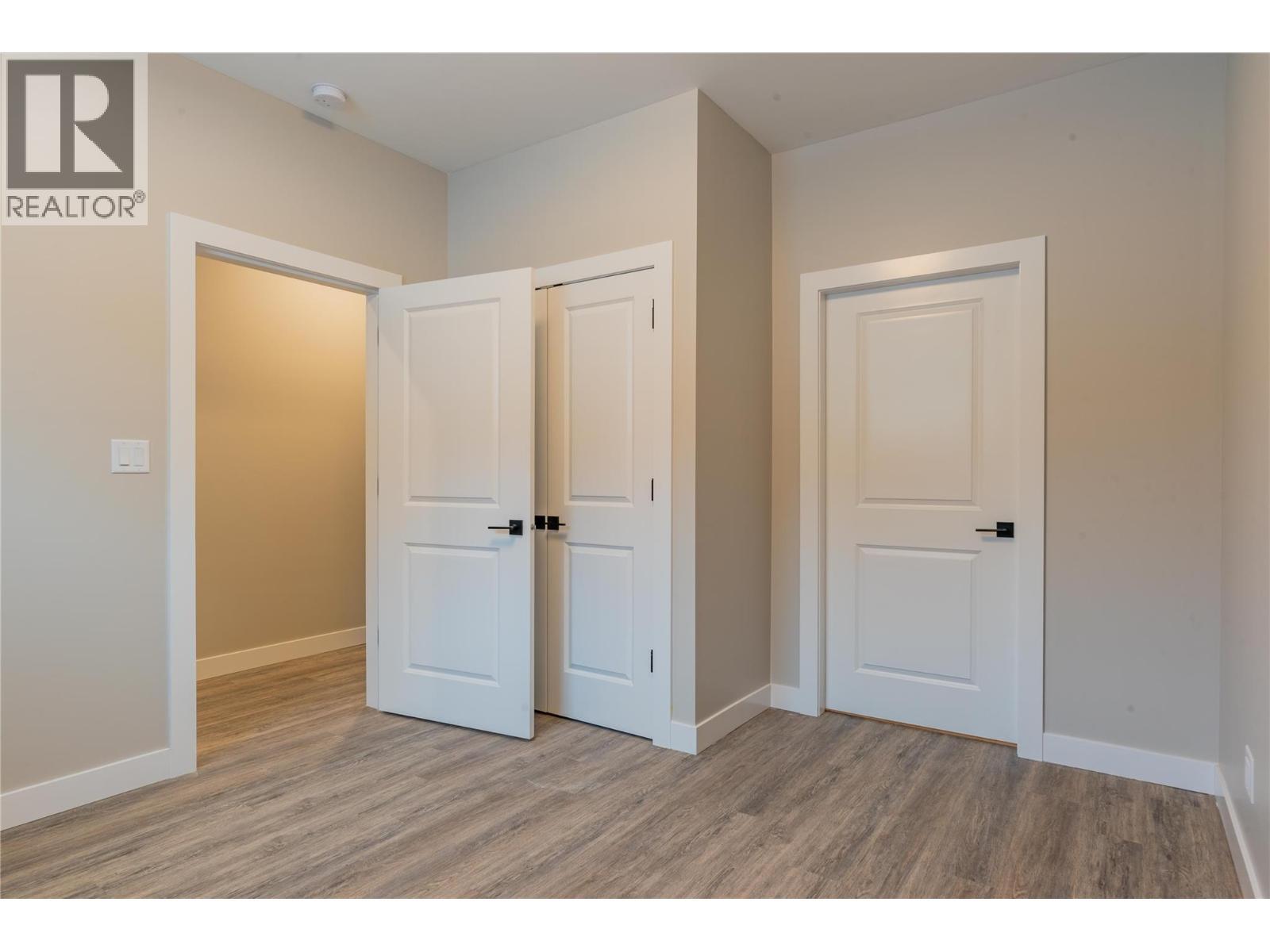 418 2Nd Avenue, Rivervale, BC - Indoor Photo Showing Other Room