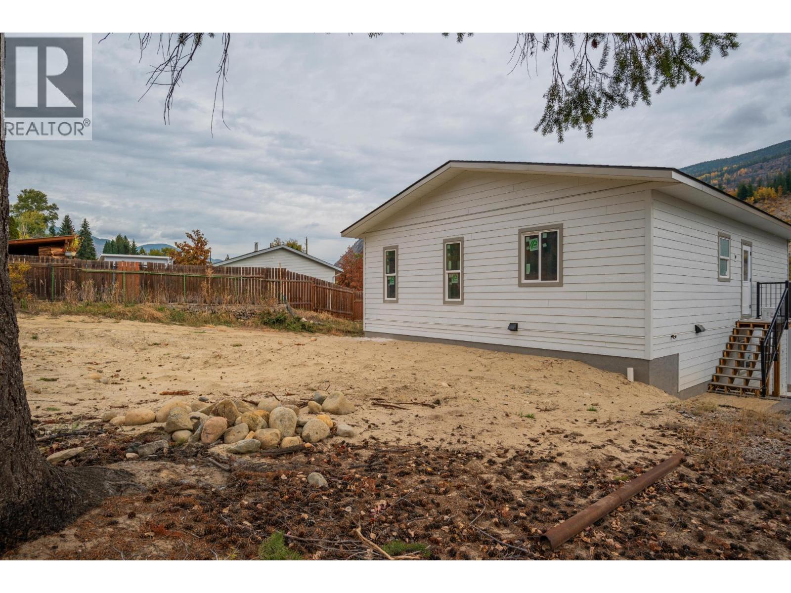 418 2Nd Avenue, Rivervale, BC - Outdoor