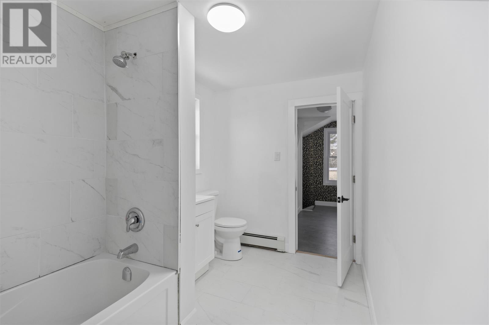 365 Bruce St, Sault Ste. Marie, ON - Indoor Photo Showing Bathroom