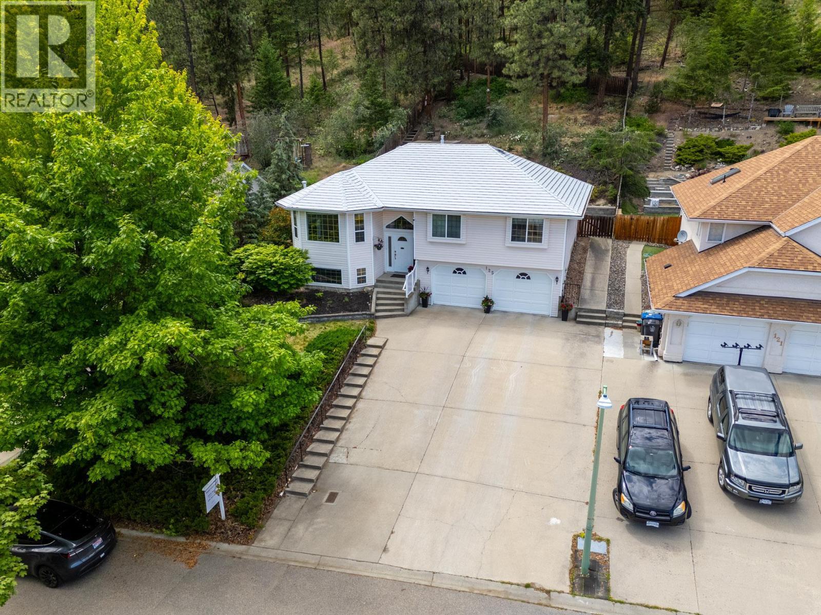 125 Applecrest Court, Kelowna, BC - Outdoor