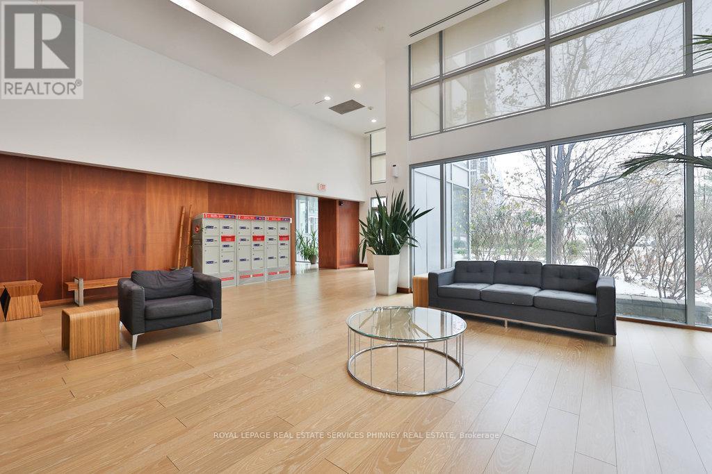 1111 - 225 Webb Drive, Mississauga, ON - Indoor