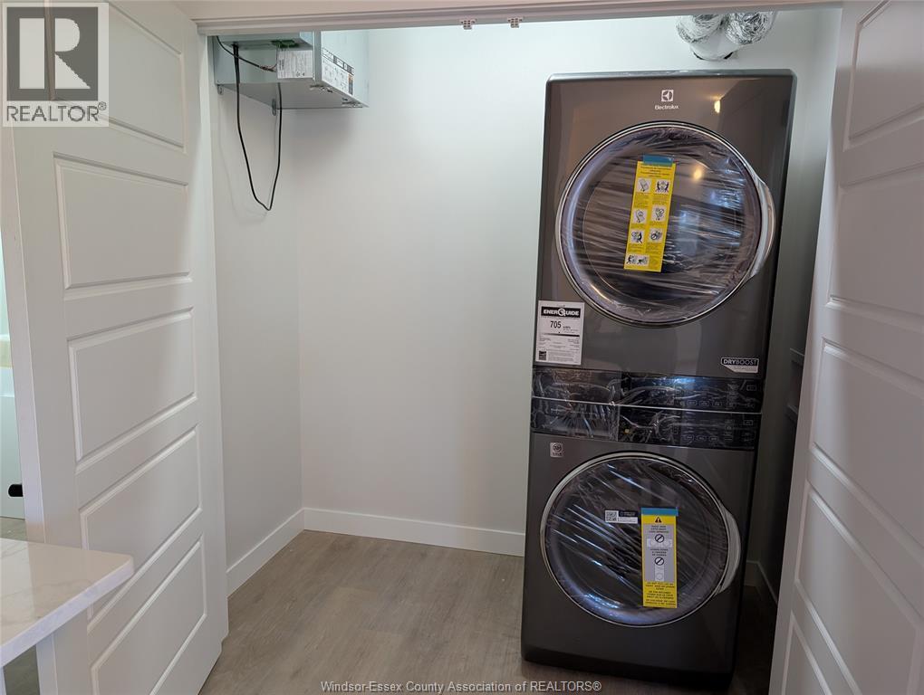 926-928 Giles Boulevard Unit# 5, Windsor, ON - Indoor Photo Showing Laundry Room