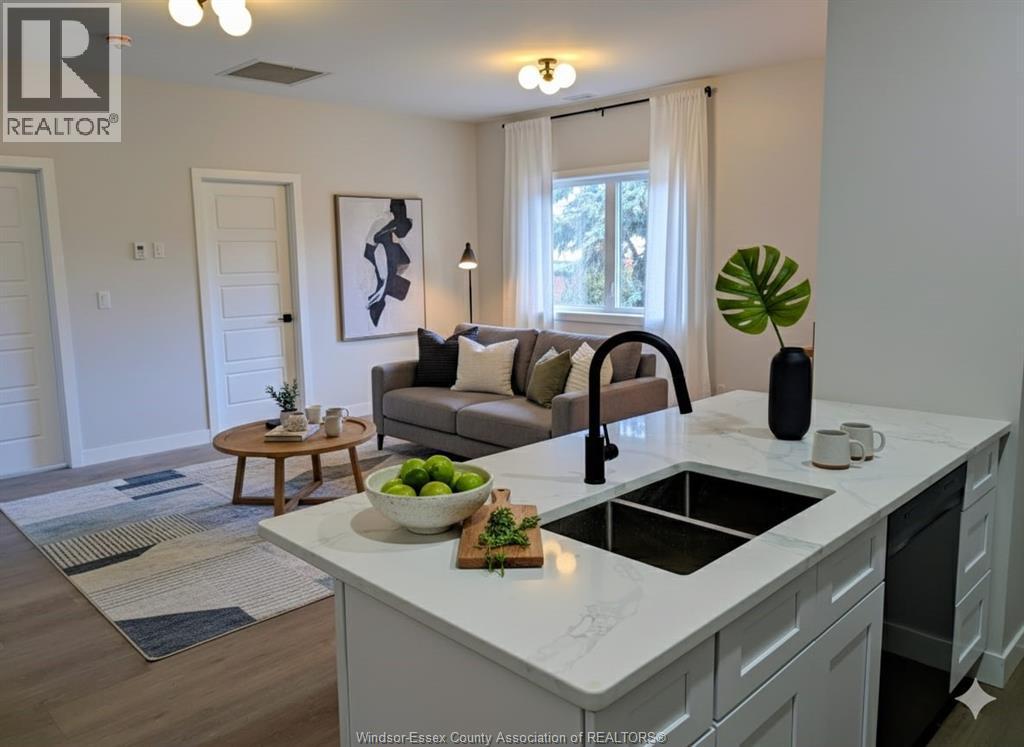 926-928 Giles Boulevard Unit# 5, Windsor, ON - Indoor