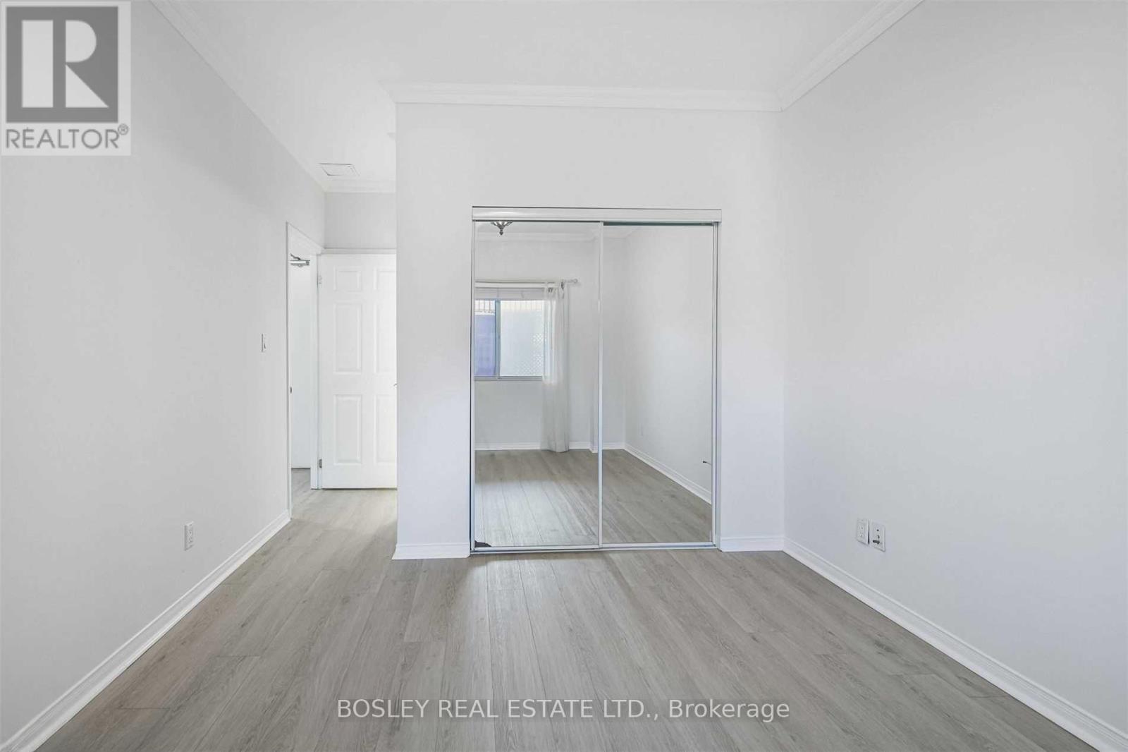 110 - 600 Eglinton Avenue E, Toronto, ON - Indoor Photo Showing Other Room