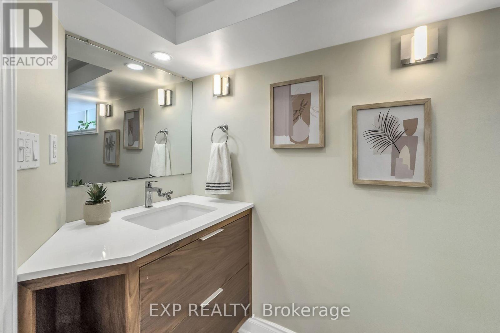 Basement - 52 Ivorwood Crescent, Toronto, ON - Indoor Photo Showing Bathroom