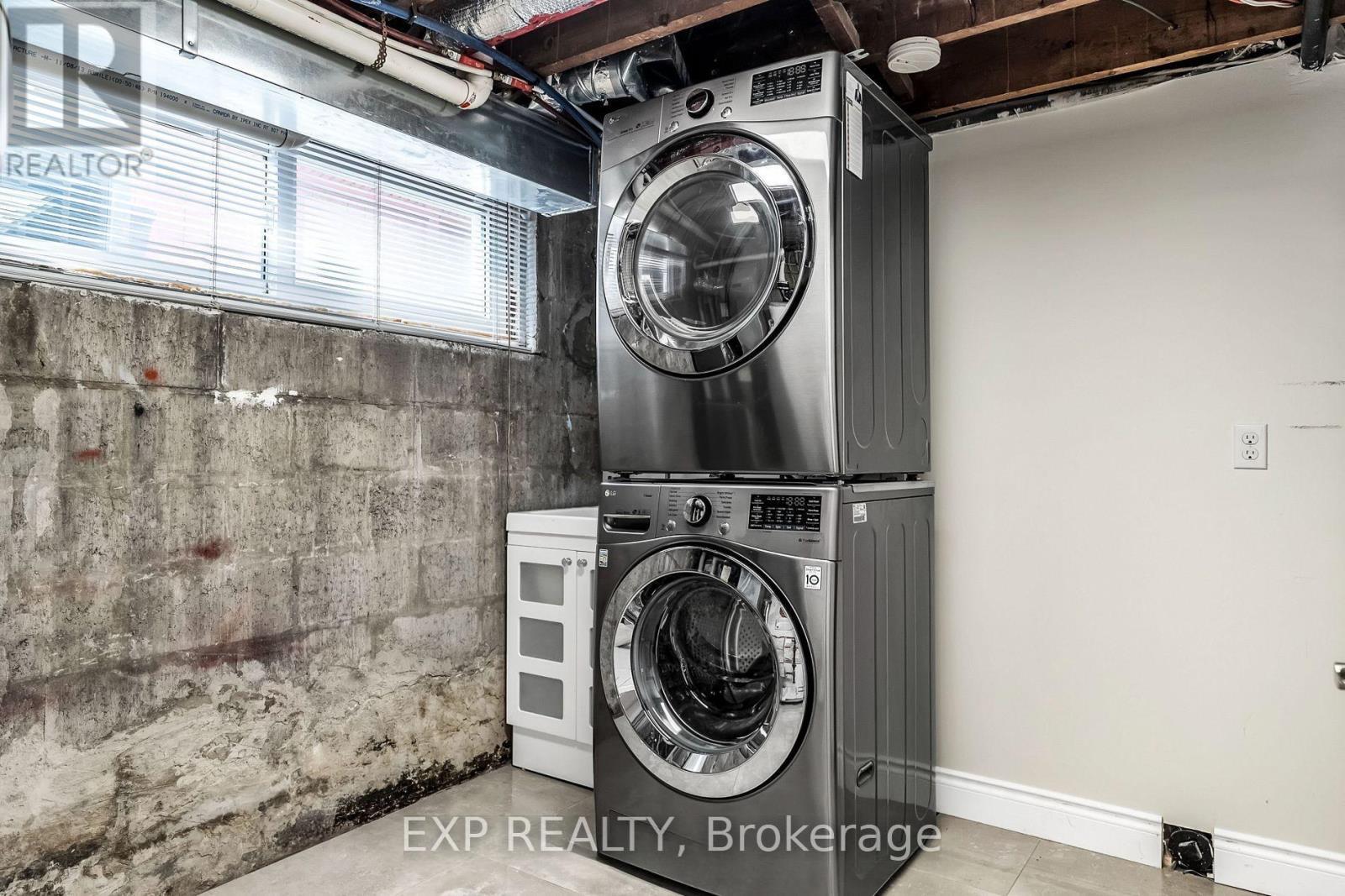 Basement - 52 Ivorwood Crescent, Toronto, ON - Indoor Photo Showing Laundry Room