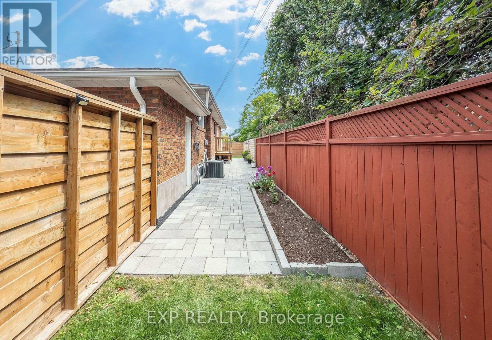 Basement - 52 Ivorwood Crescent, Toronto, ON - Outdoor With Exterior
