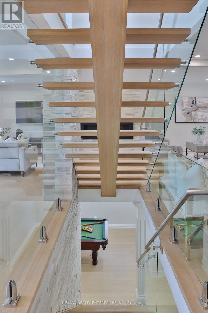 1215 Indian Road, Mississauga, ON - Indoor Photo Showing Other Room