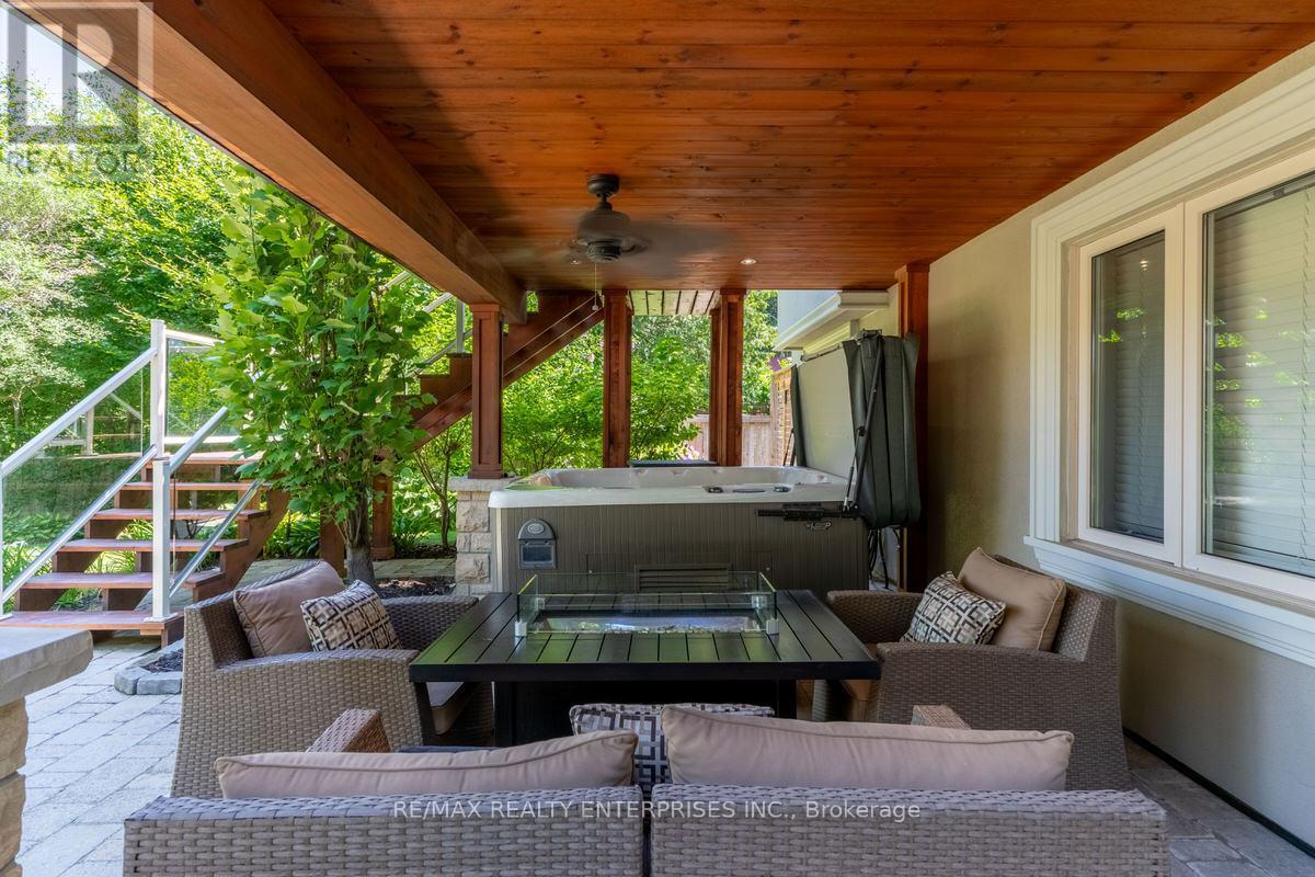 1215 Indian Road, Mississauga, ON - Outdoor With Deck Patio Veranda With Exterior