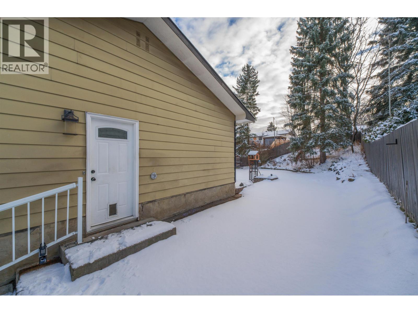 4591 Valley Crescent, Prince George, BC - Outdoor With Exterior