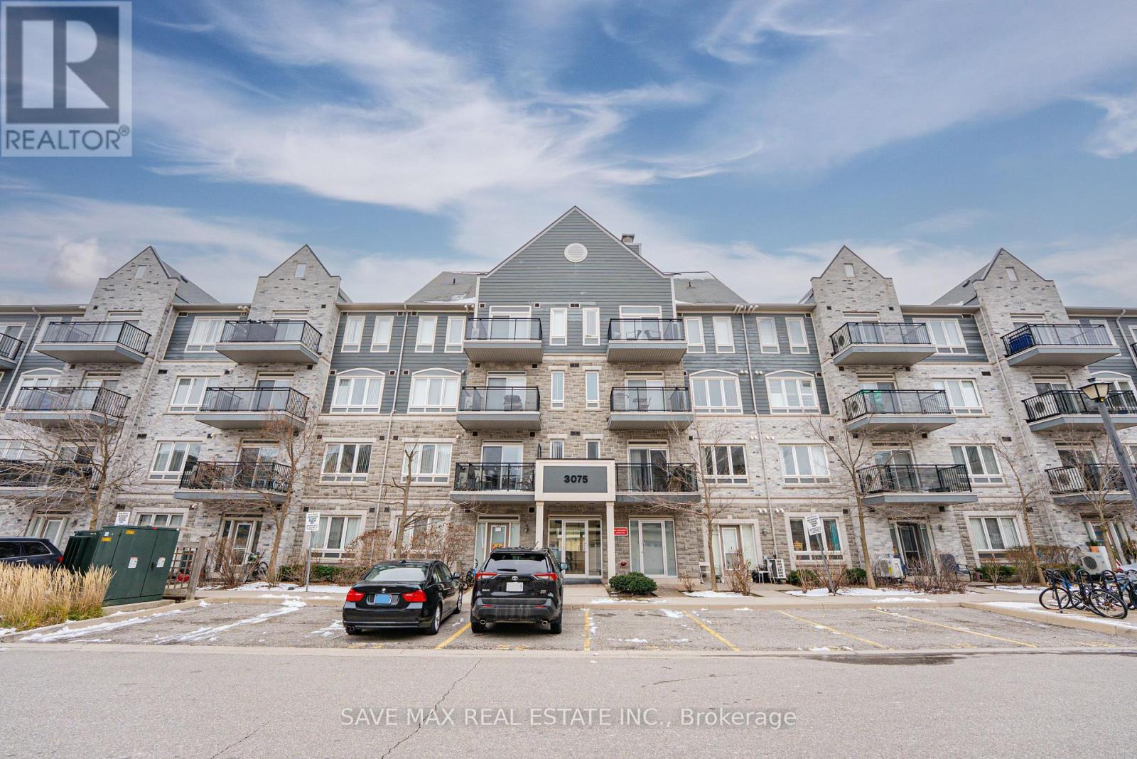 213 - 3075 Thomas Street, Mississauga, ON - Outdoor With Balcony With Facade