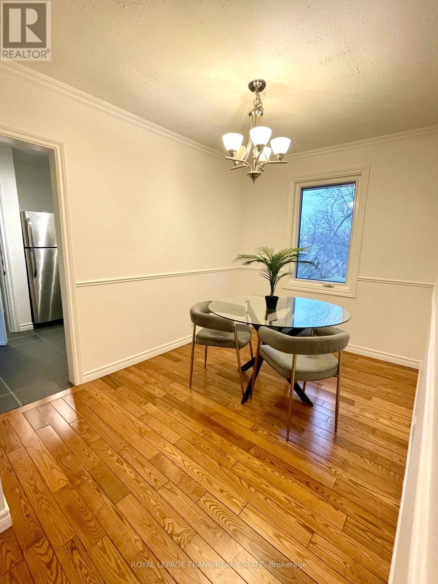 1707 Dufferin Street, Whitby (Port Whitby), ON - Indoor Photo Showing Other Room