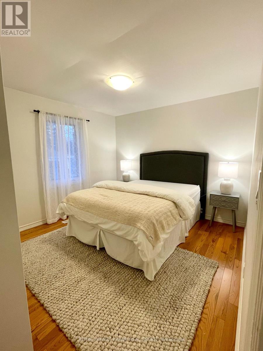 1707 Dufferin Street, Whitby (Port Whitby), ON - Indoor Photo Showing Bedroom