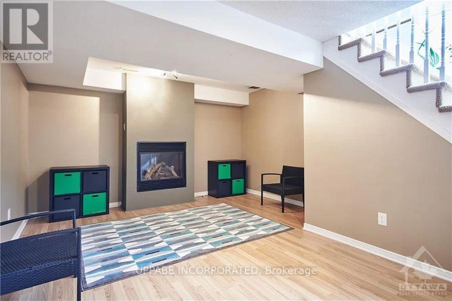 168 Whitestone Drive, Ottawa, ON - Indoor Photo Showing Other Room