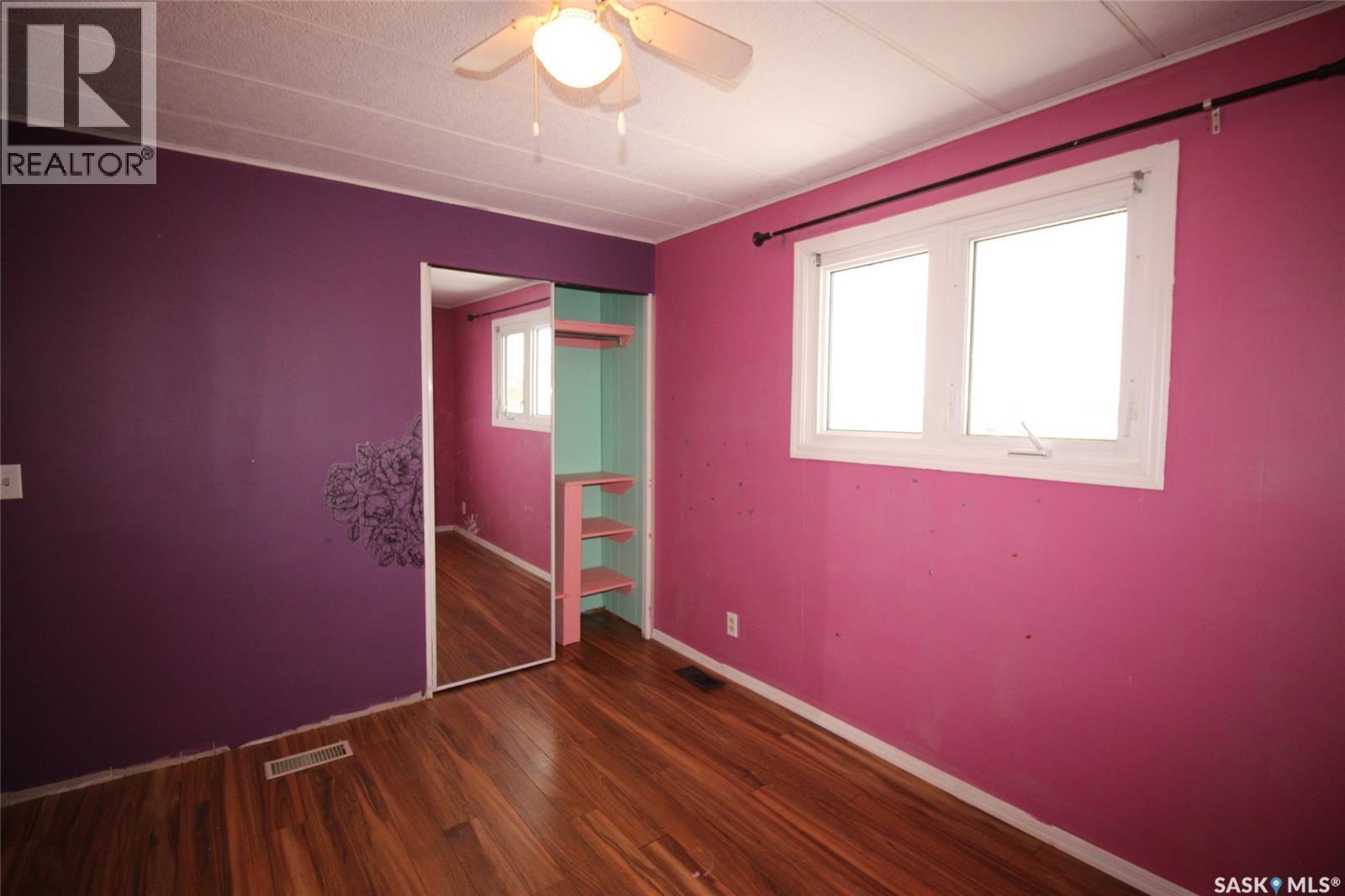 151-201 37 Highway, Shaunavon, SK