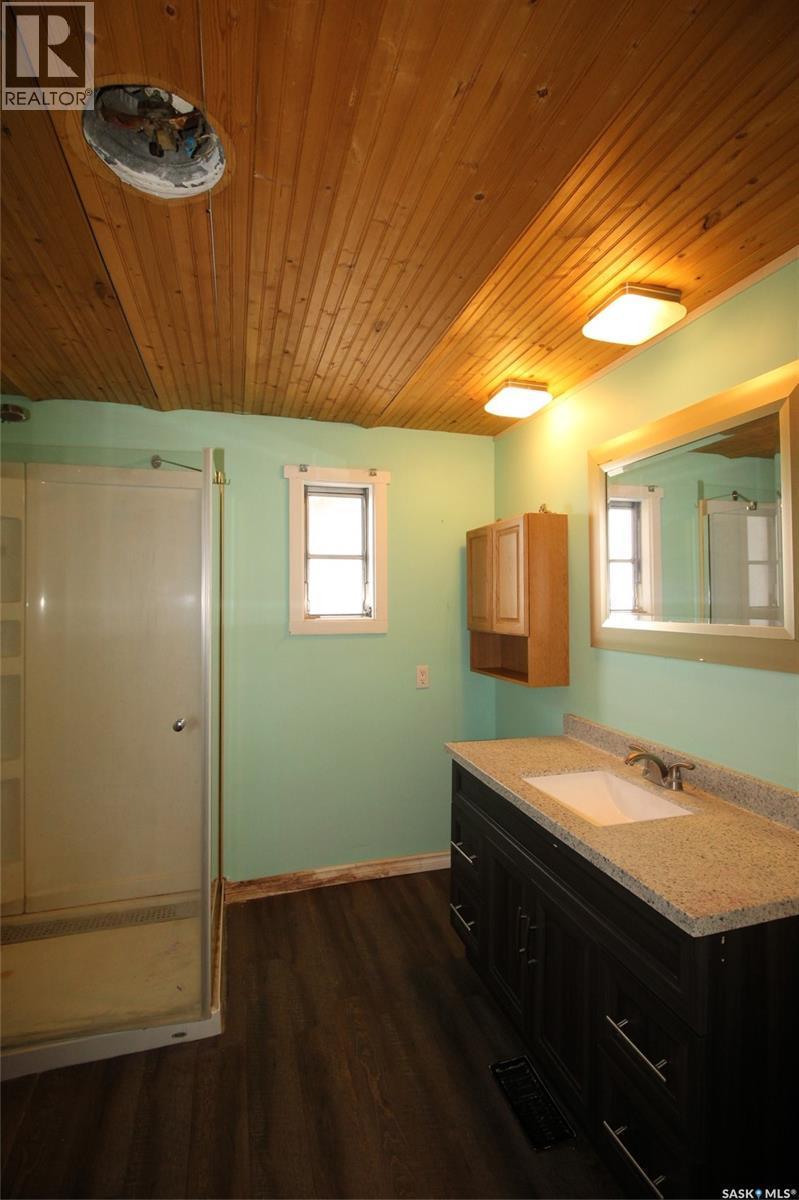 151-201 37 Highway, Shaunavon, SK